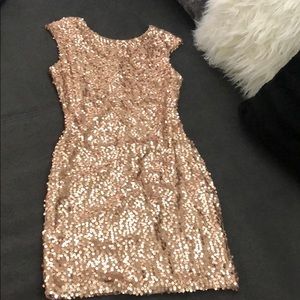 NWT Sparkly Rose Gold Bodycon Dress!